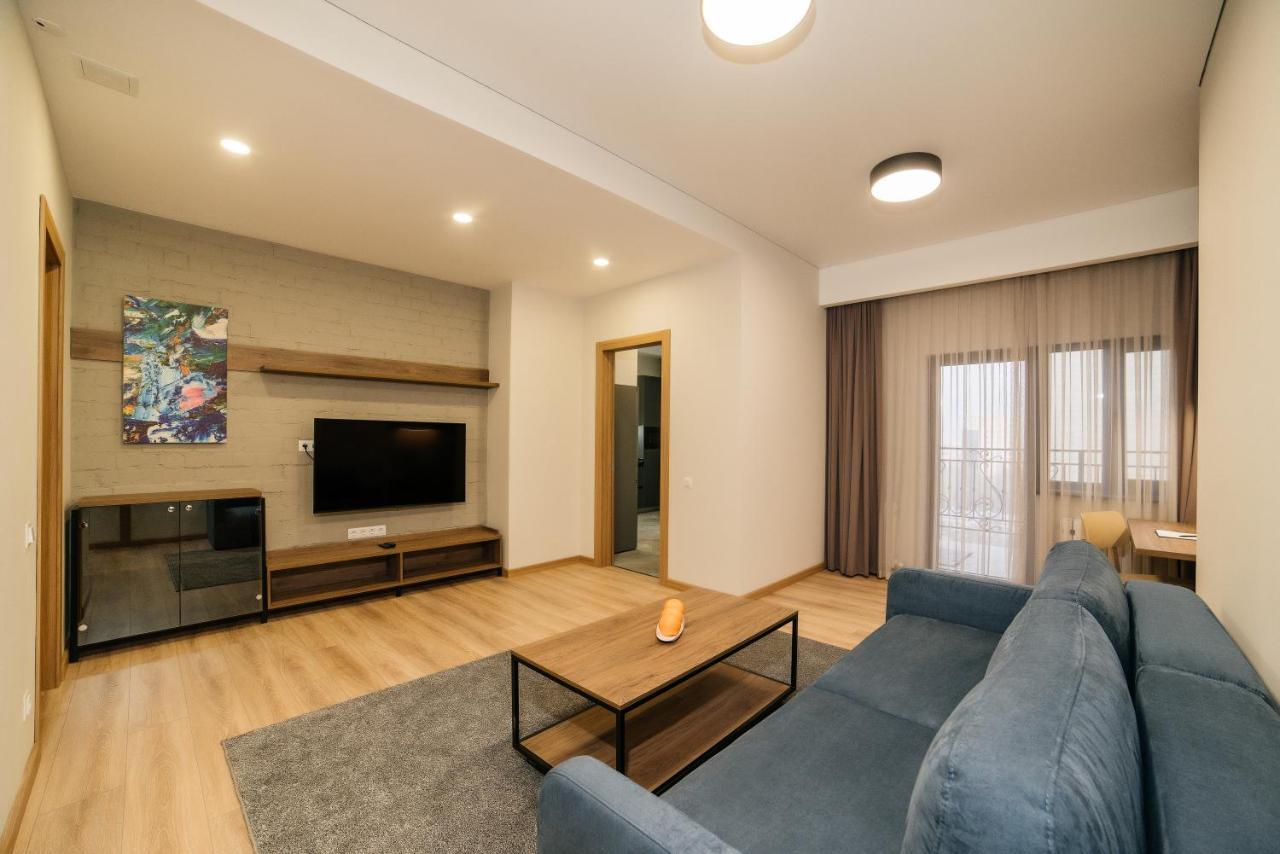 Solutel Apartments-32 บิชเคก ภายนอก รูปภาพ