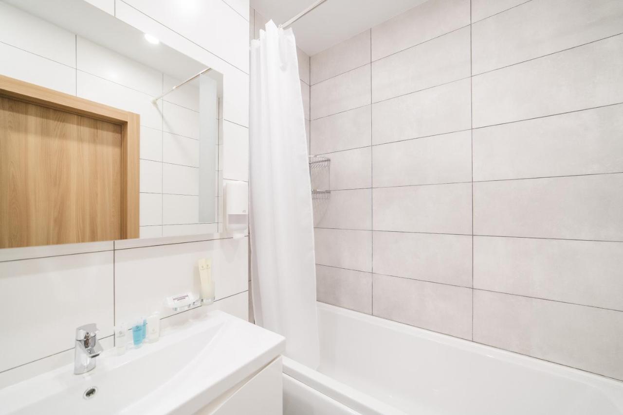 Solutel Apartments-32 บิชเคก ภายนอก รูปภาพ