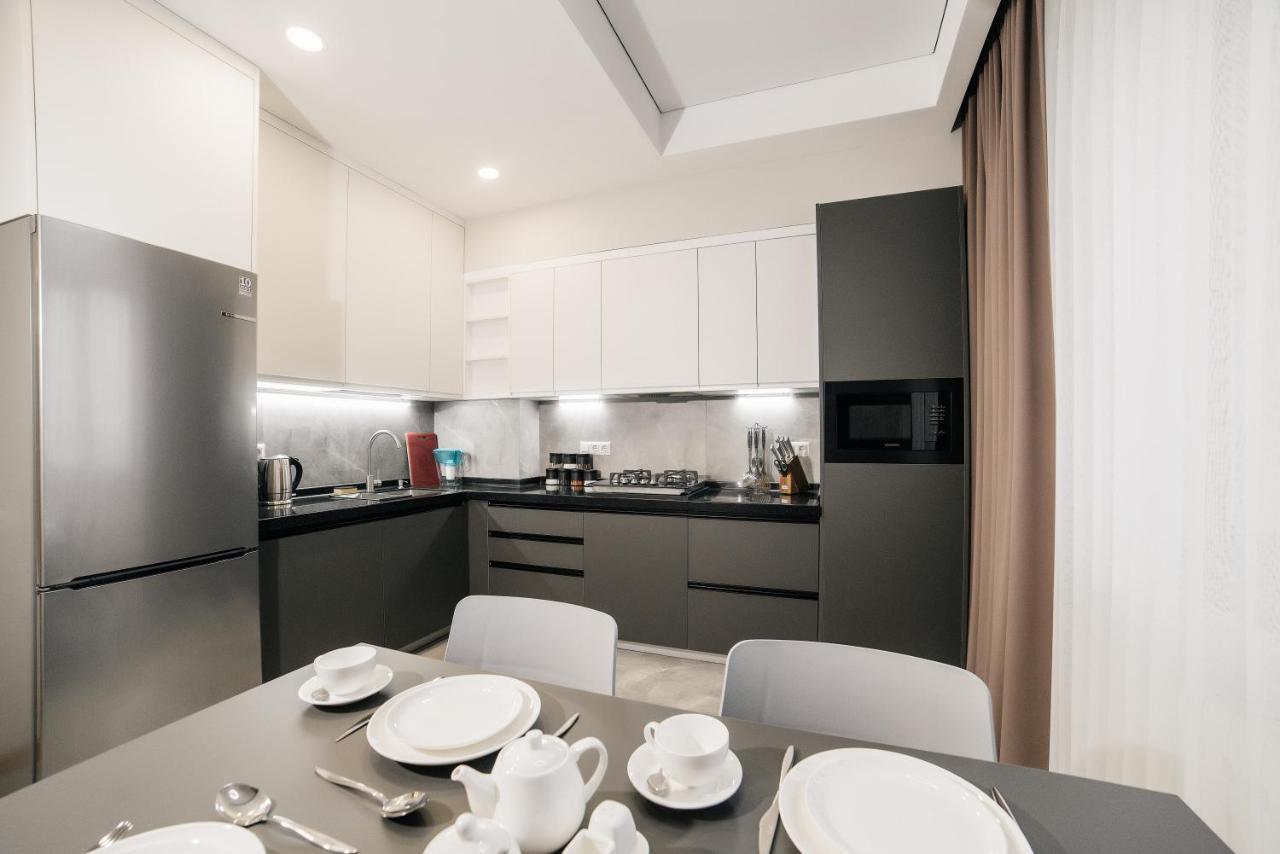 Solutel Apartments-32 บิชเคก ภายนอก รูปภาพ