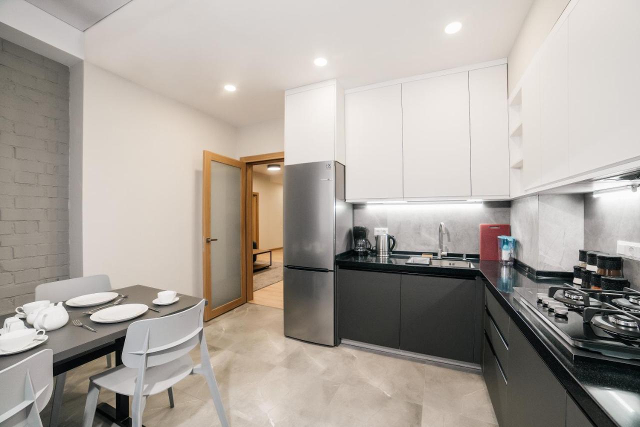 Solutel Apartments-32 บิชเคก ภายนอก รูปภาพ